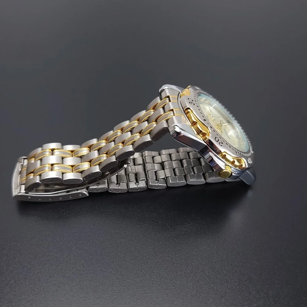 NEW Vintage Casio Mens Watch Silver/Gold with Date Adjust Water‎ Resistant 50M